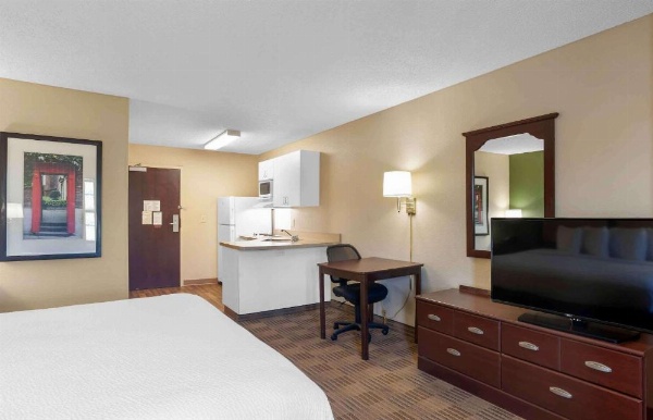 Extended Stay America Suites - Rochester - Greece image 20