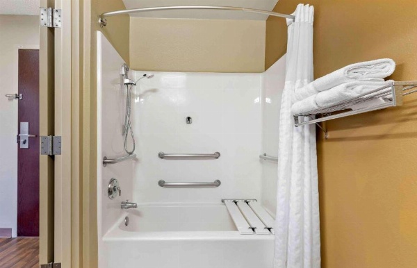 Extended Stay America Suites - Rochester - Greece image 27